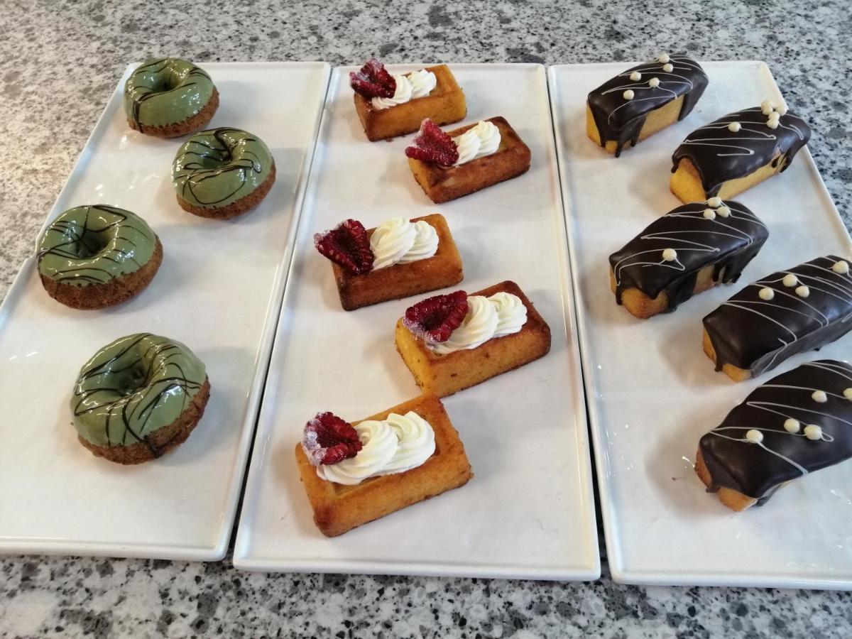 California Pastry Hotel チェルヴィア エクステリア 写真