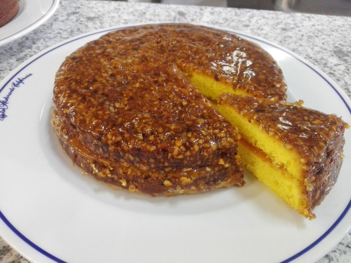 California Pastry Hotel チェルヴィア エクステリア 写真